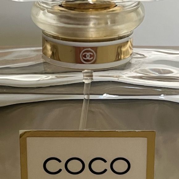 CHANEL Coco Mademoiselle Perfume with Gold and Clear Design - Picture 4 of 9